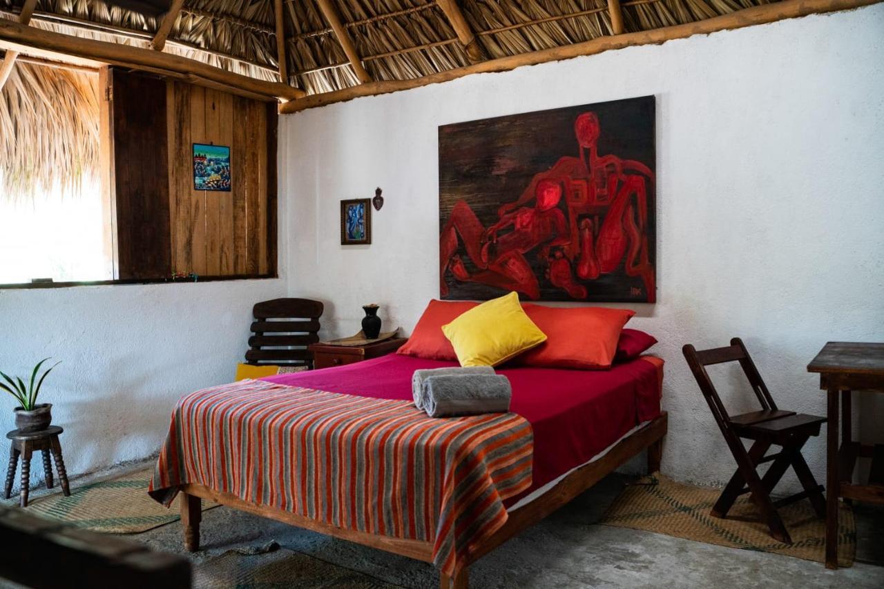 Hotel La máxima& LGBT Zipolite Esterno foto