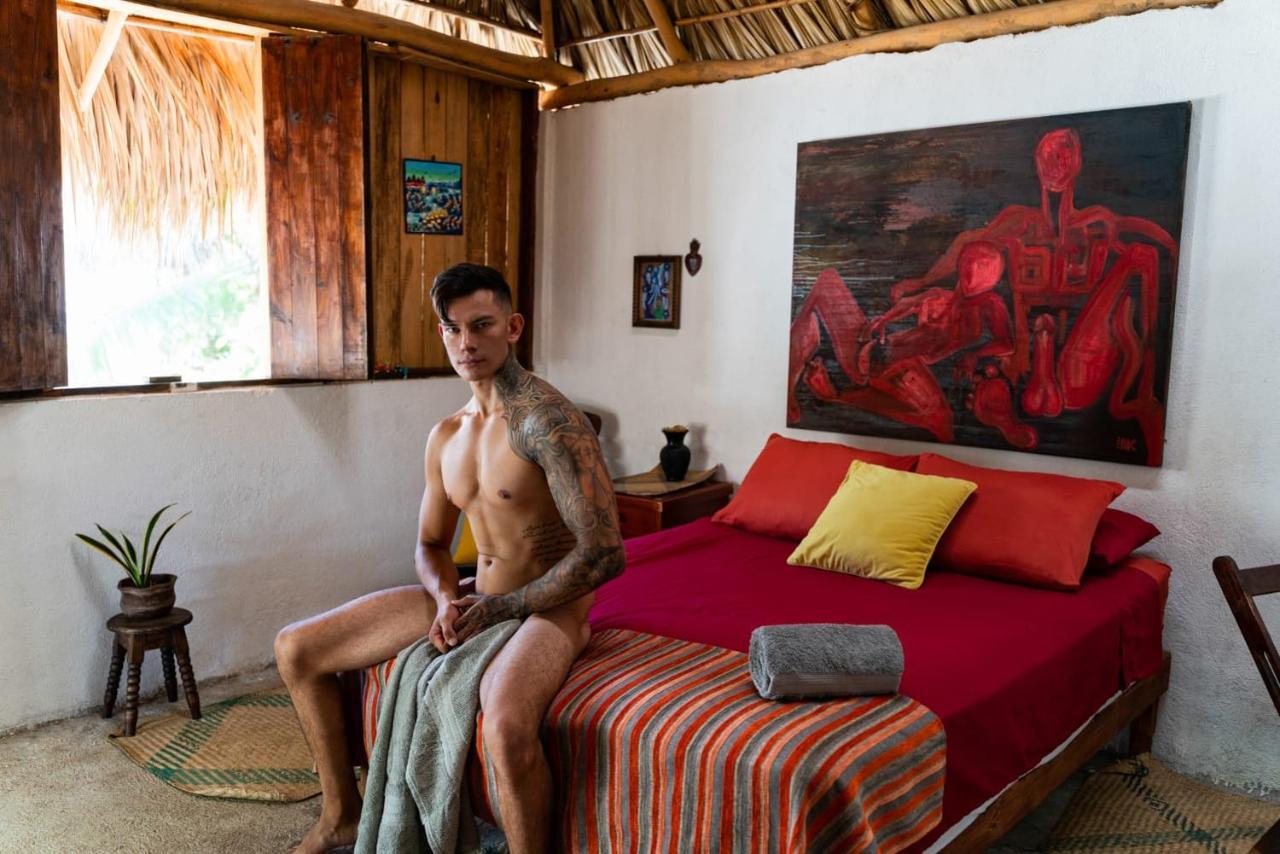 Hotel La máxima& LGBT Zipolite Esterno foto